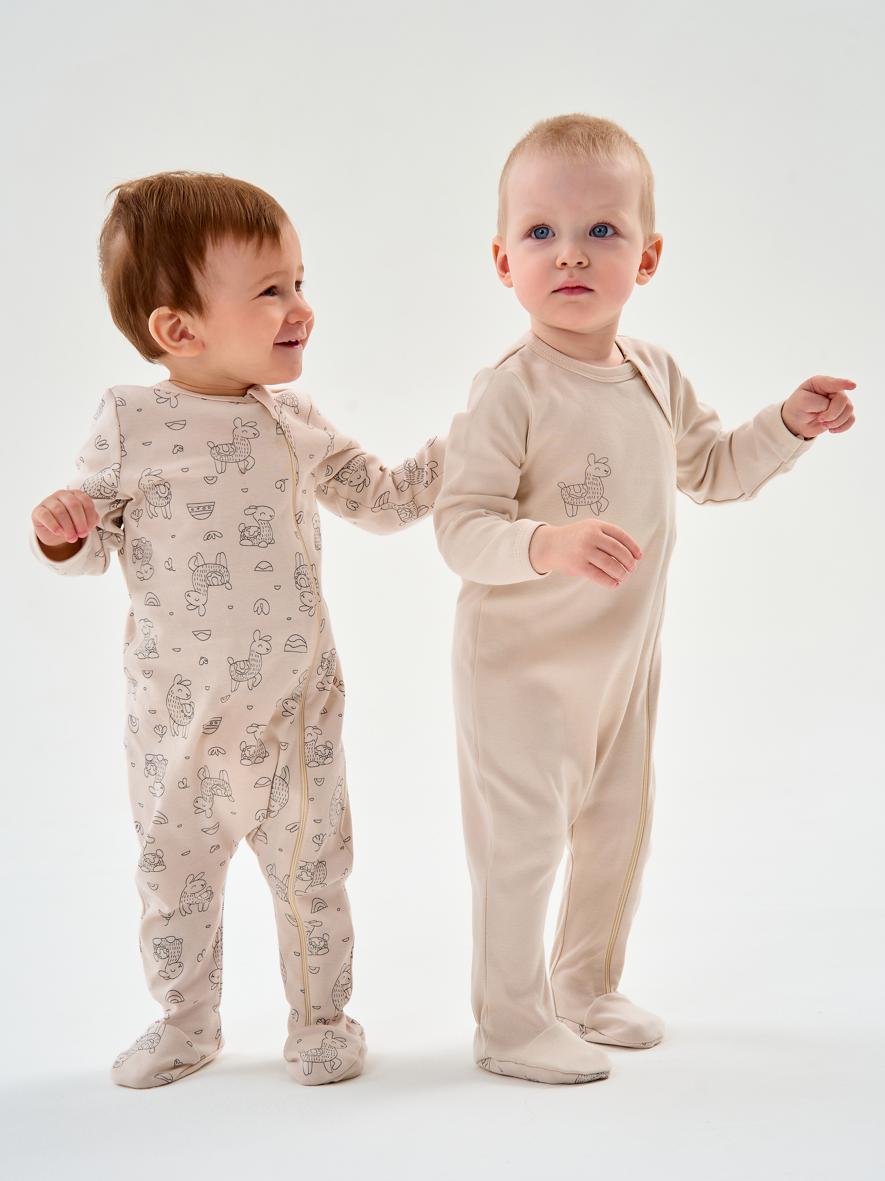 218-427 Комплект комбинезонов (бежевый / ламы)